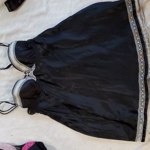 Gilligan & O'Malley Chemise in black with cream Lace Size Small EUC